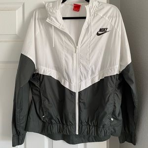 Nike windbreaker